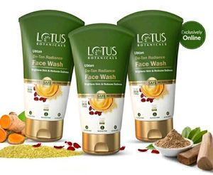 Lotus Botanicals Ubtan Face Wash For Men & Women