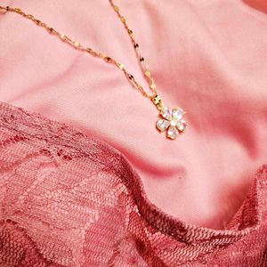 Floral White Diamond Necklace