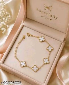 Elegant Clover Charm Bracelet