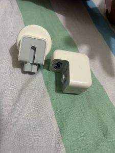 Universal Apple Power Adapter
