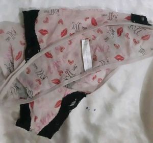 Cute Kiss Print Panty