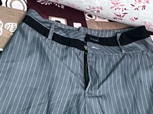 stripped pants