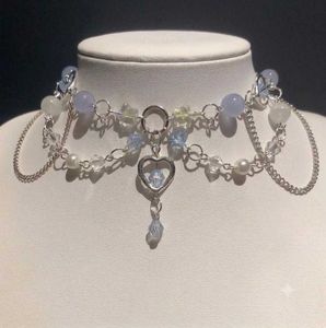 Heart Pendant Choker
