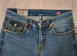 TRUE RELIGION Stylish Blue Denim Jeans
