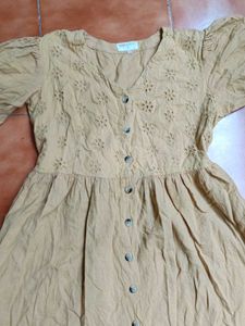 Chic Broderie Anglaise Midi Dress