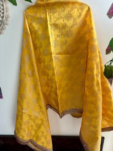 Sunehri Banarasi Dupatta with golden Kiran Lace