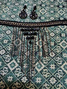 Stylish choker set for party
