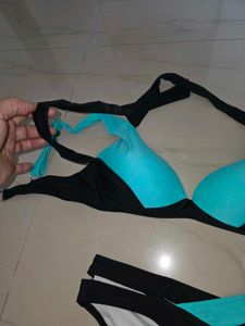 Two-Piece Bikini Set - Black &amp; Teal