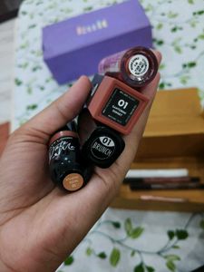 Assorted Lipstick &amp; Lip Gloss Bundle