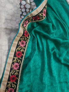 FANCY SAREE CONTRAST GREEN AND CREAM