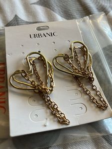 Urbanic Heart Dangle Earrings