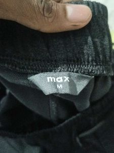 Max Comfortable Black Joggers