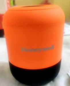 Honeywell Moxie V200 Bluetooth Speaker value se
