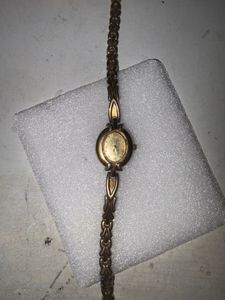 Elegant Gold Tone Women's Watch