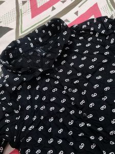 Rio Women Printed Black Loose Fit Shirt