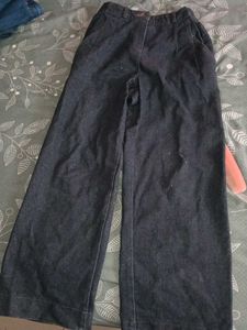 Stylish Wide-Leg Dark Wash Jeans
