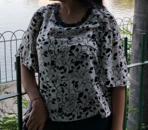 Stylish Printed Casual Top