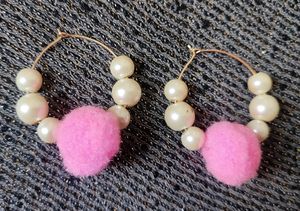 Pom Pom Earrings