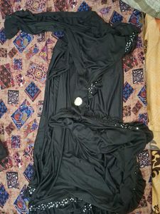 Elegant Black Saree with Sparkle
