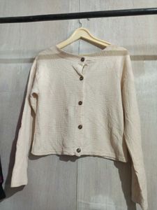 Biege Crop Sweater