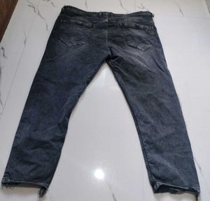 Men's Grey Washed Denim Jeans