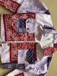 Stylish Printed Cropped Jacket