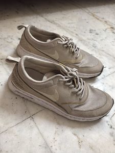 Nike Women's Tan Sneakers