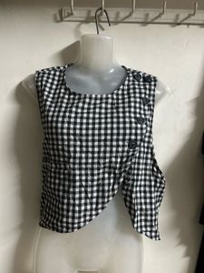 Black and White Checkered Sleeveless Top