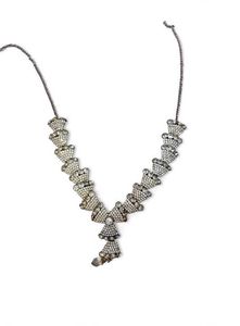 Sparkling V-Neckline Necklace