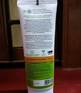 Mamaearth Vitamin C Face Wash, (pack of 2)