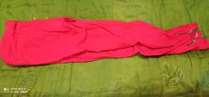 red colur strachable paint