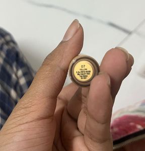 Swiss Beauty Liquid Concealer