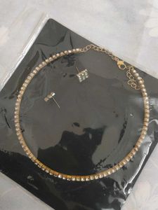 Sparkling Rhinestone Necklace & Earring Set