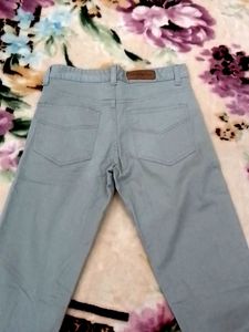 both girls and boys jeans / pant
