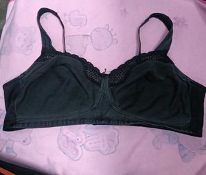 Comfortable 🅰️Black Bra