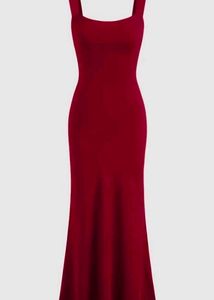 Elegant Red Square Neck Maxi Dress