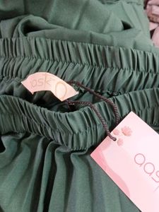 Green Plain Pleated Midi Skirt (Women's)