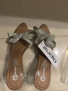 Zudio Embellished Bow Flats