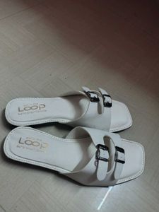 Stylish White Double Buckle Slides🤞🤞