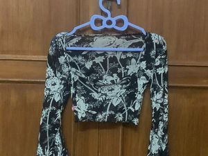 Flowy Floral Print Crop Top