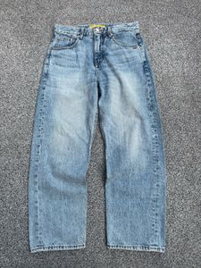 Light Wash Relaxed Fit Jeans