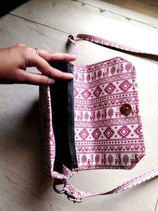 Chic Pink Patterned Crossbody Bag