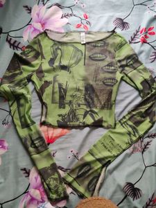 Green Graphic Print sheer Top,(size-xs)