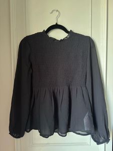 JDY by ONY Chic Black Smocked Peplum Top
