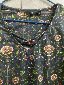 Floral Print V-Neck T-Shirt