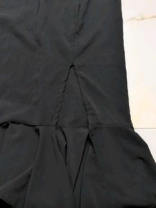 Chic Black Puff Sleeve Midi Dress