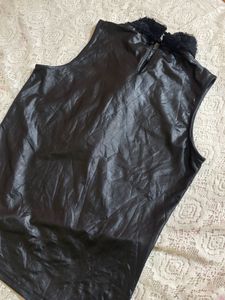 Black Ruffle Neck Sleeveless Top