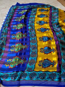 Vibrant Paisley satin stripped Print Saree