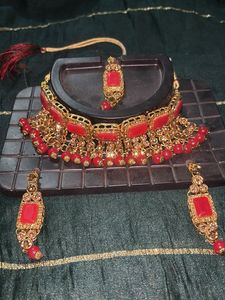 Stunning Red Stone Jewellery Set