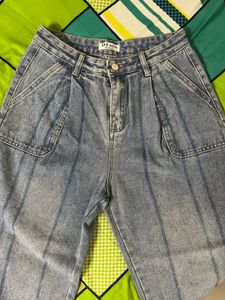 Baggy and High Waisted Jeans